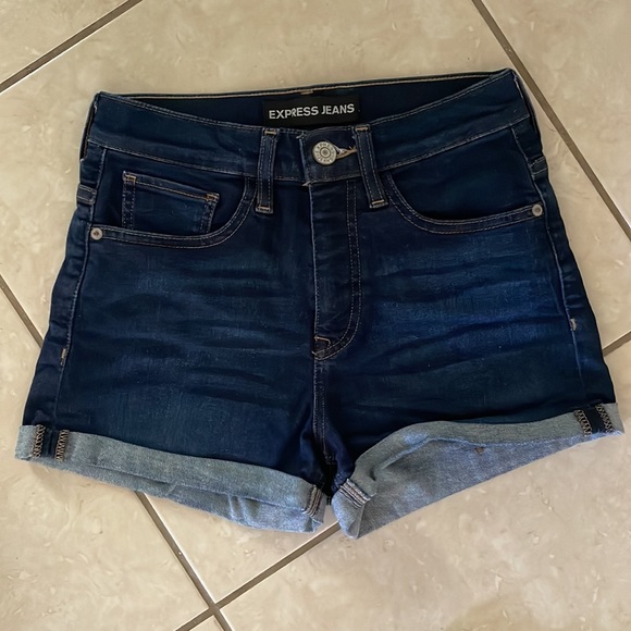 Denim Jean Shorts - Picture 4 of 5